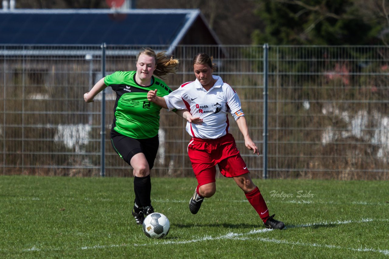 Bild 208 - Frauen Schmalfelder SV - TSV Siems : Ergebnis: 1:0